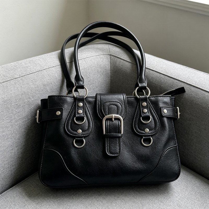 2026 new Y2K cool riveted hand - огляд і ціна Women Bags 2026 Trends