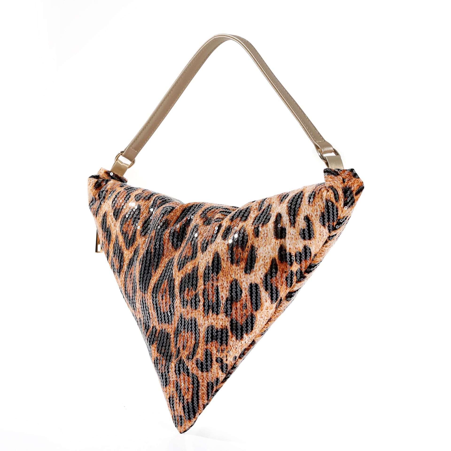 Leopard print crescent bag sho - огляд і ціна Women Bags 2026 Trends