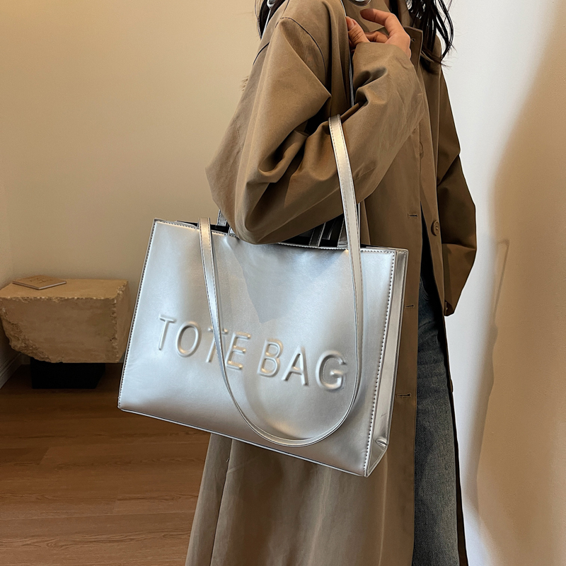 Designer Tote Bag For Women La - огляд і ціна Women Bags Branded